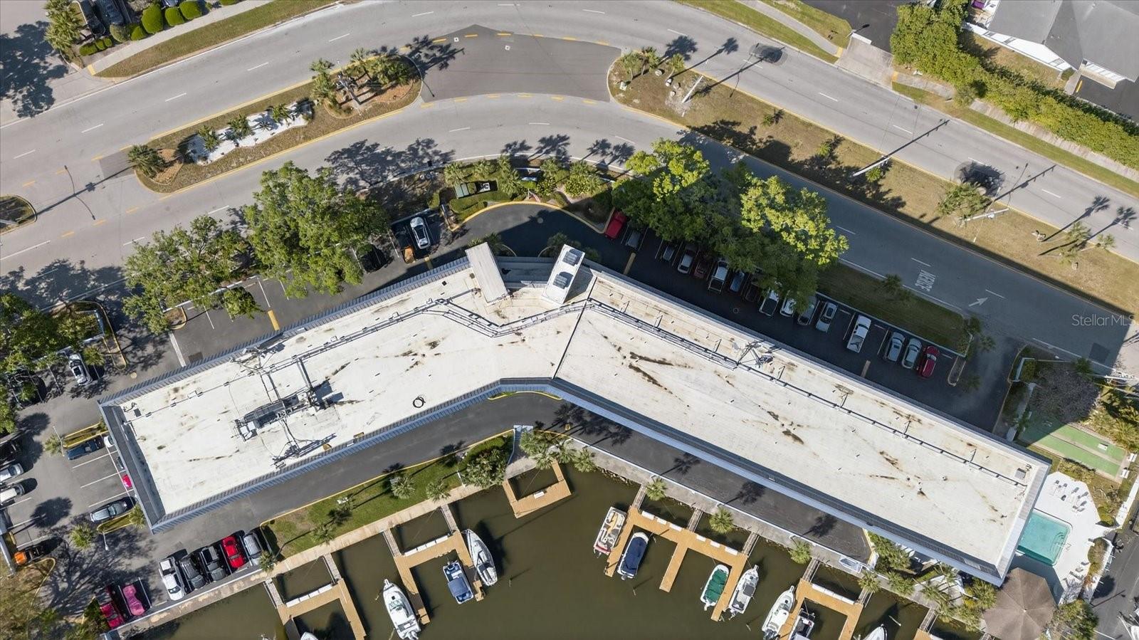 Image 43 of 44 For 4939 Floramar Terrace 710