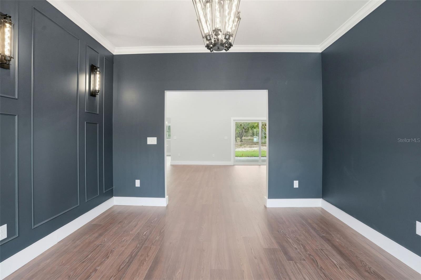 Image 25 of 70 For 34121 August Avenue