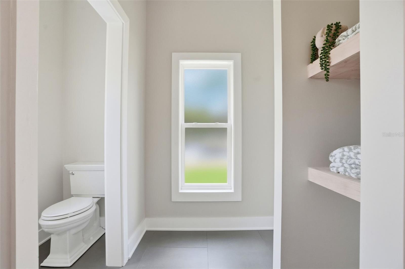 Image 33 of 70 For 34121 August Avenue