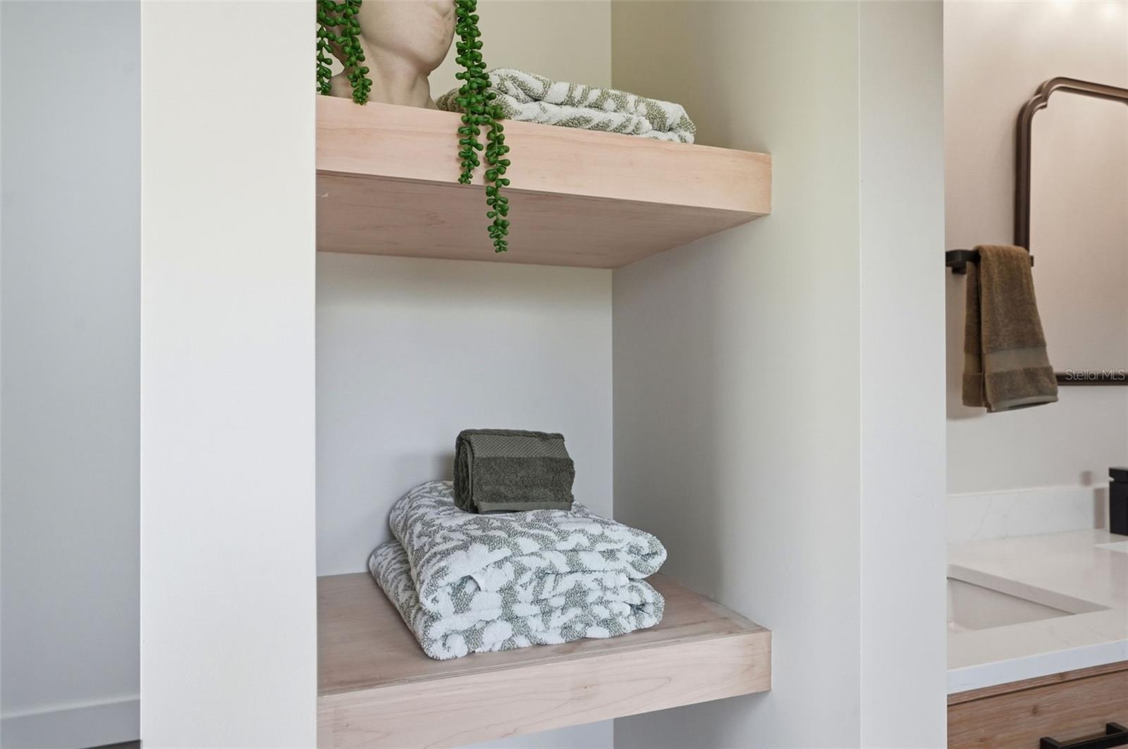 Image 38 of 70 For 34121 August Avenue