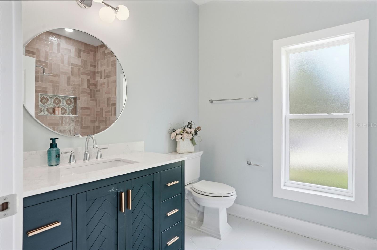 Image 42 of 70 For 34121 August Avenue