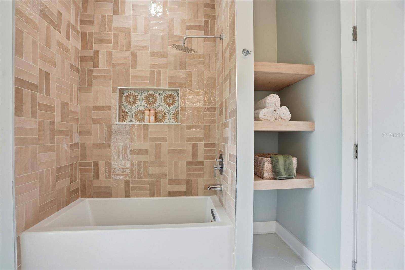 Image 45 of 70 For 34121 August Avenue