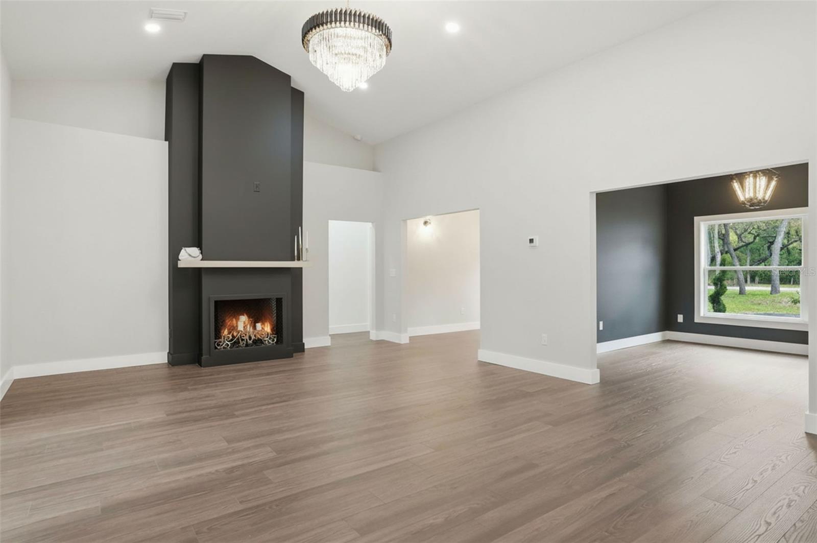 Image 7 of 70 For 34121 August Avenue