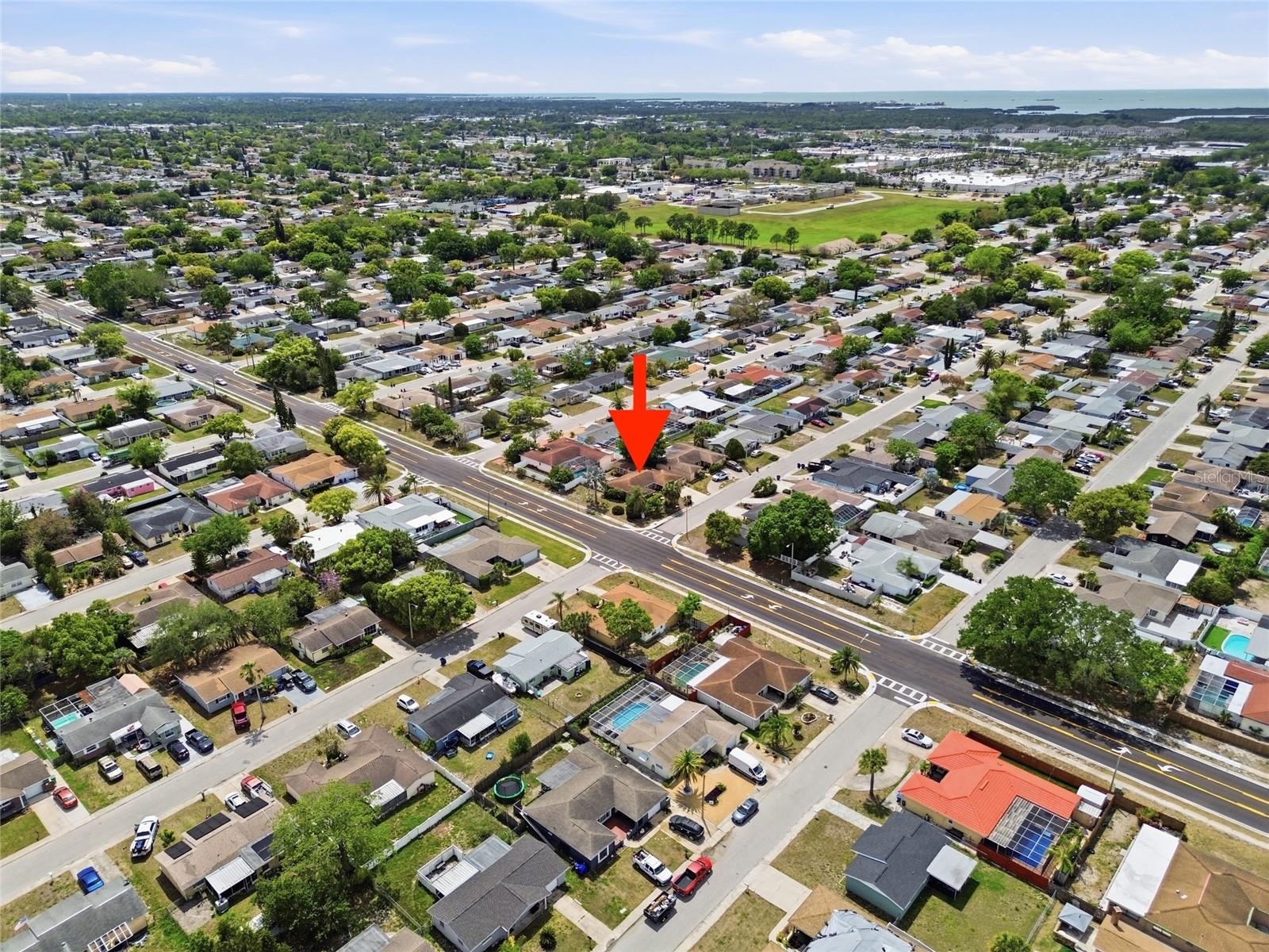 Listing photo id 28 for 7140 Rockwood Drive