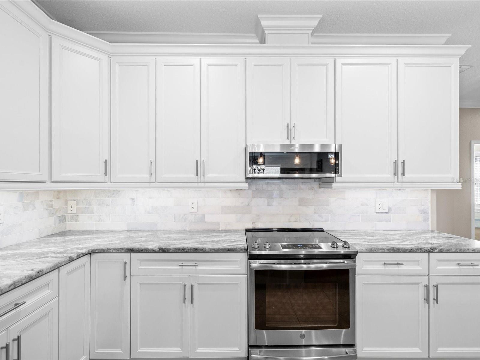 Image 12 of 83 For 2126 Parrot Fish Drive