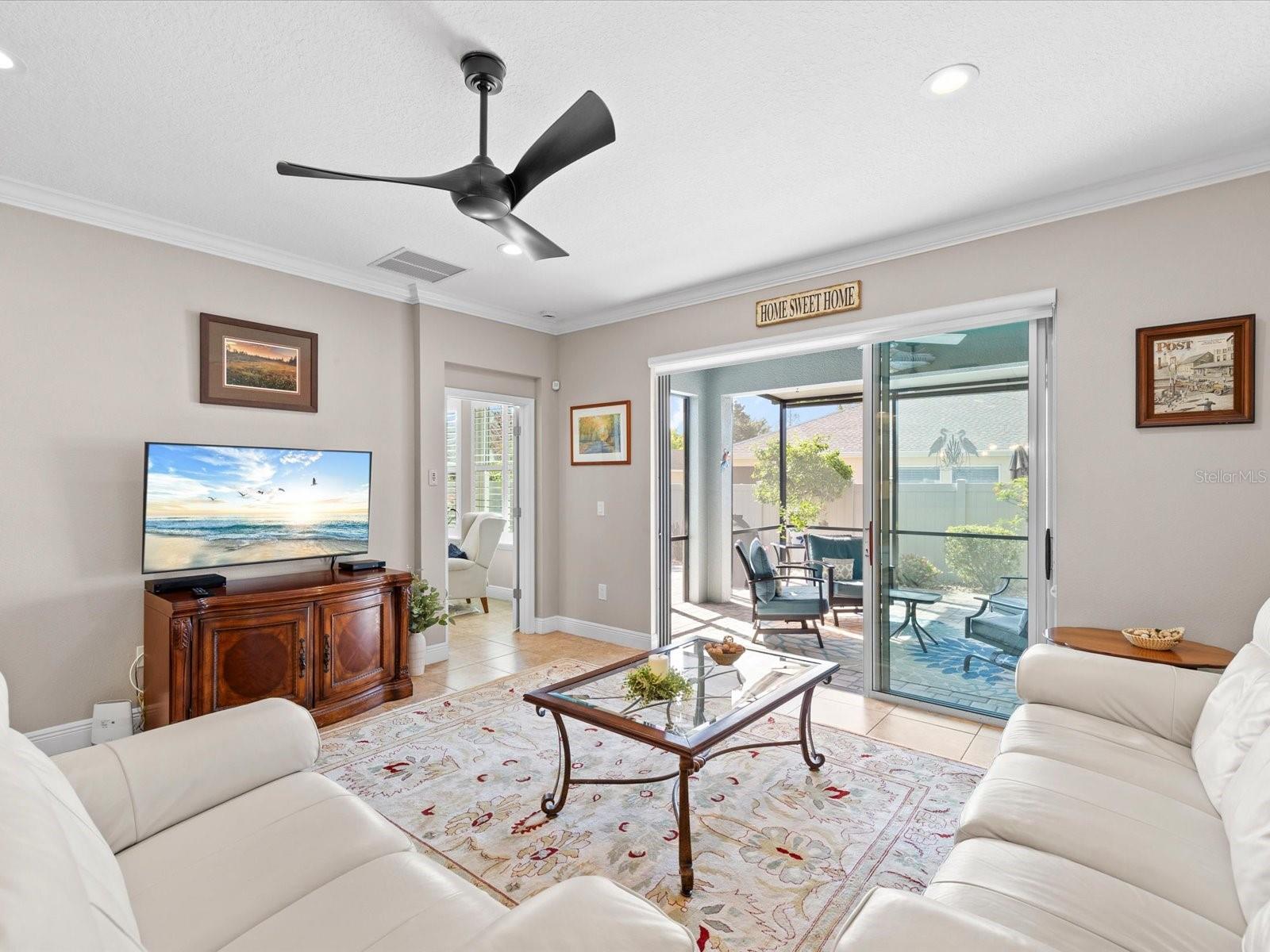 Image 19 of 83 For 2126 Parrot Fish Drive