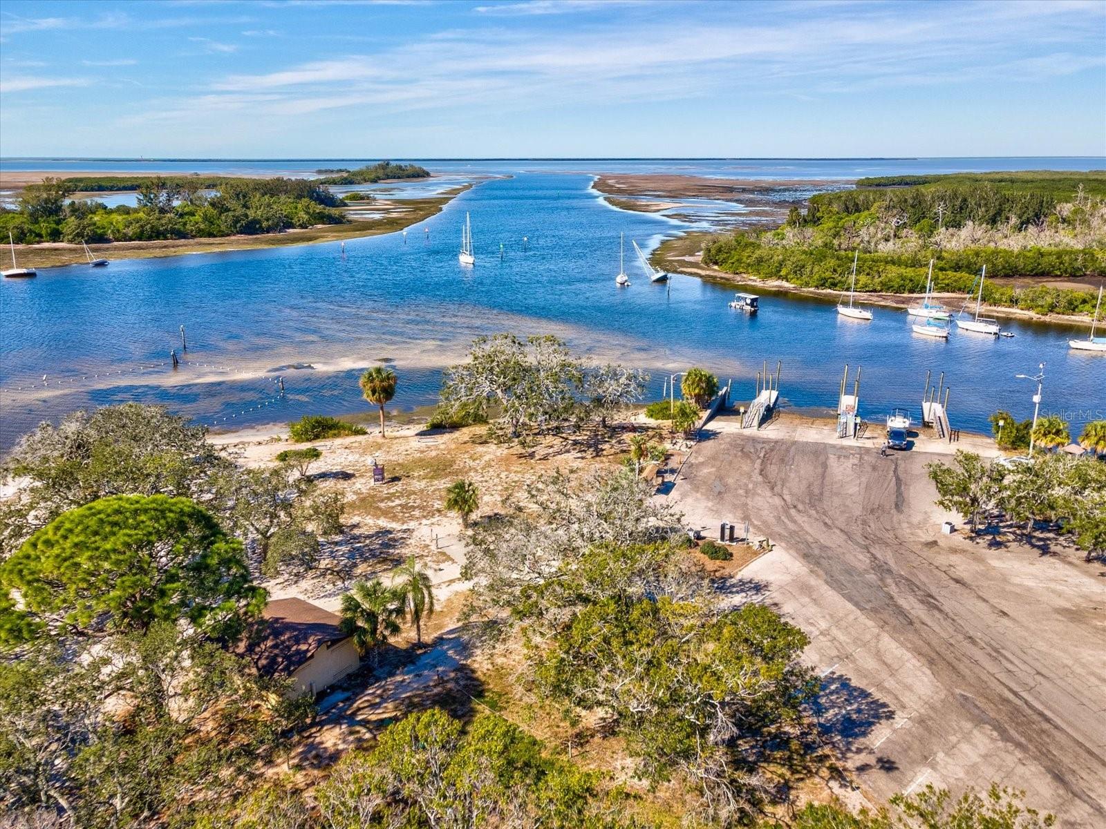 Image 55 of 83 For 2126 Parrot Fish Drive