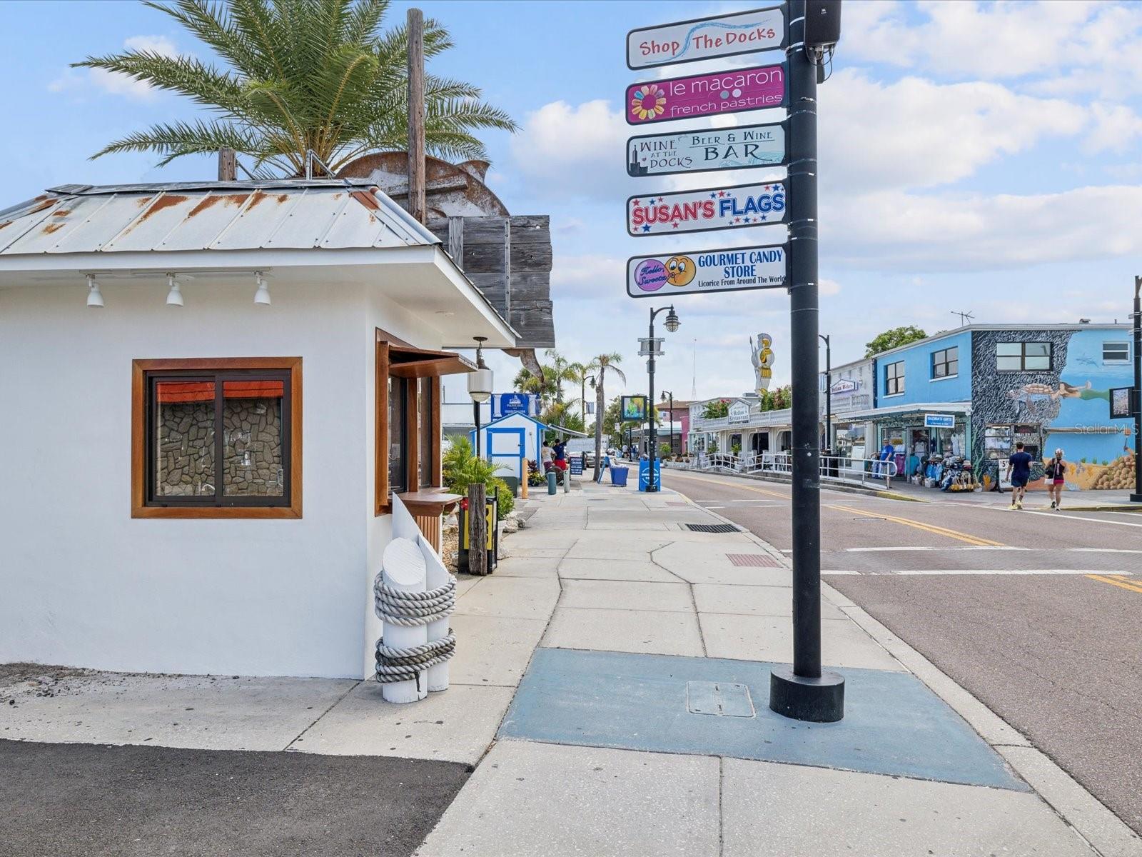 Image 66 of 83 For 2126 Parrot Fish Drive