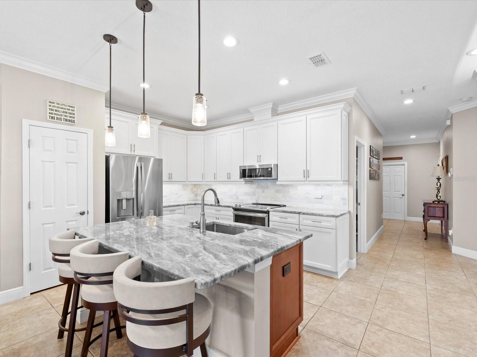 Image 8 of 83 For 2126 Parrot Fish Drive