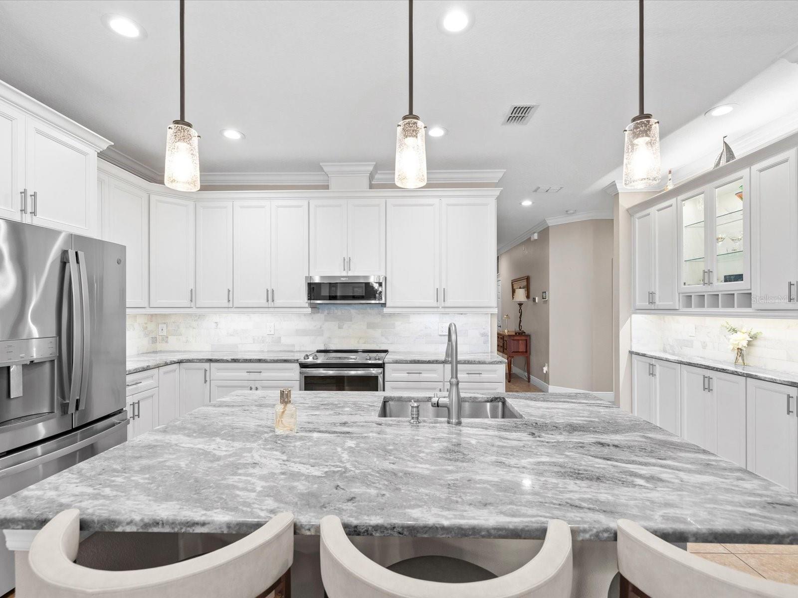 Image 9 of 83 For 2126 Parrot Fish Drive