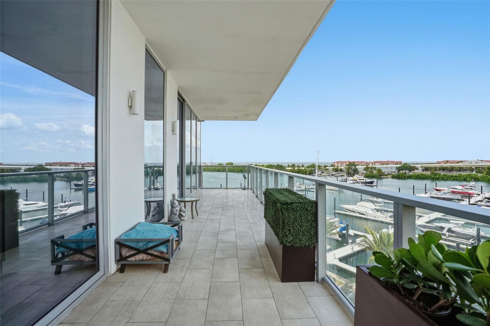 Image 4 of 96 For 5120 Marina Way 4408