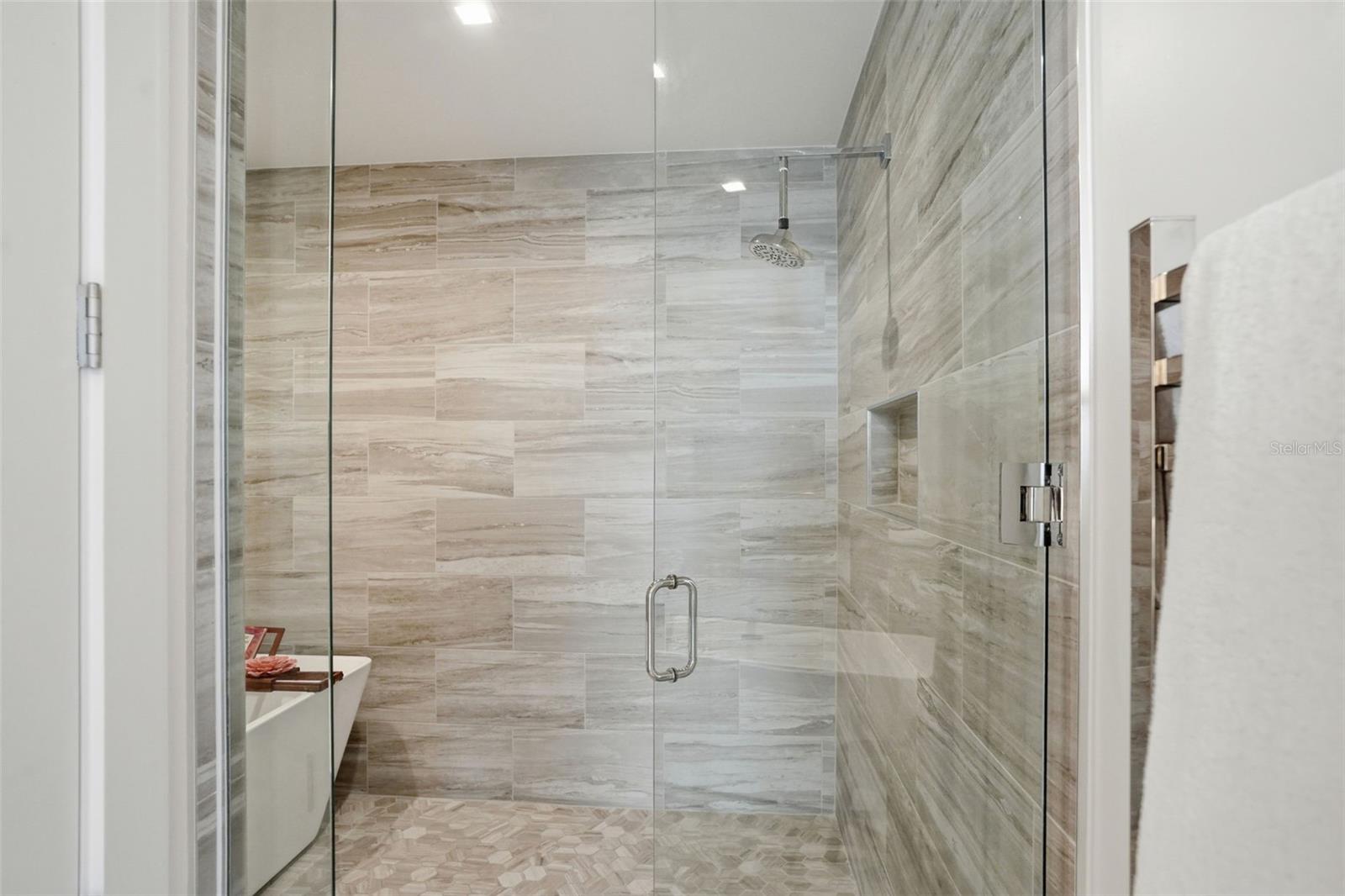 Image 49 of 96 For 5120 Marina Way 4408