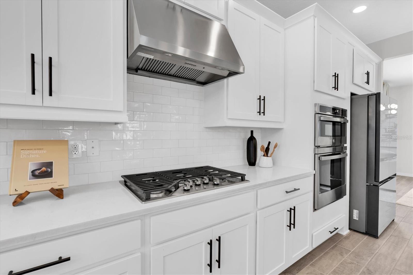 Listing photo id 14 for 2832 Lilla Trail