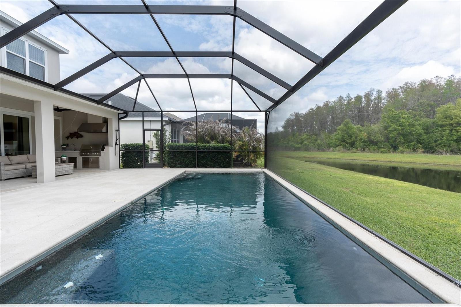 Listing photo id 15 for 2832 Lilla Trail