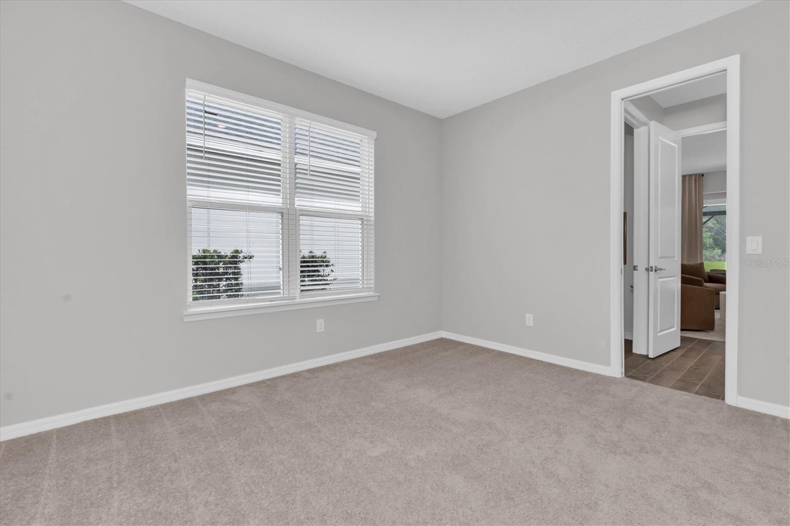 Listing photo id 41 for 2832 Lilla Trail