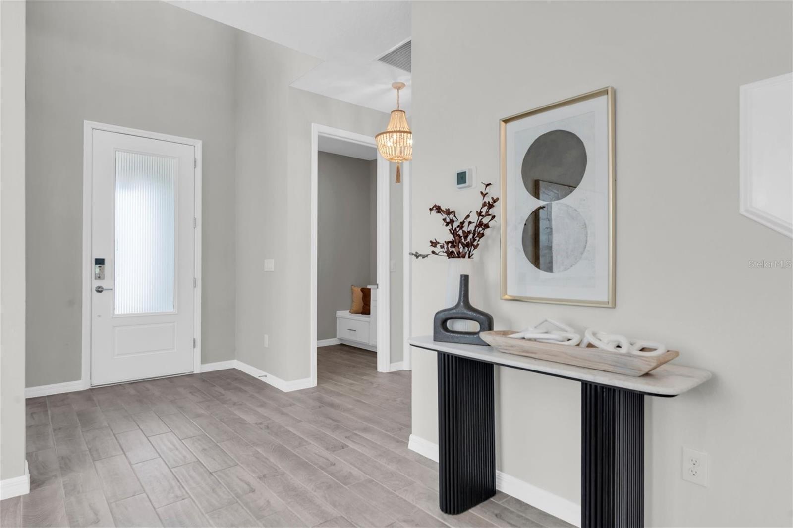 Listing photo id 3 for 2832 Lilla Trail