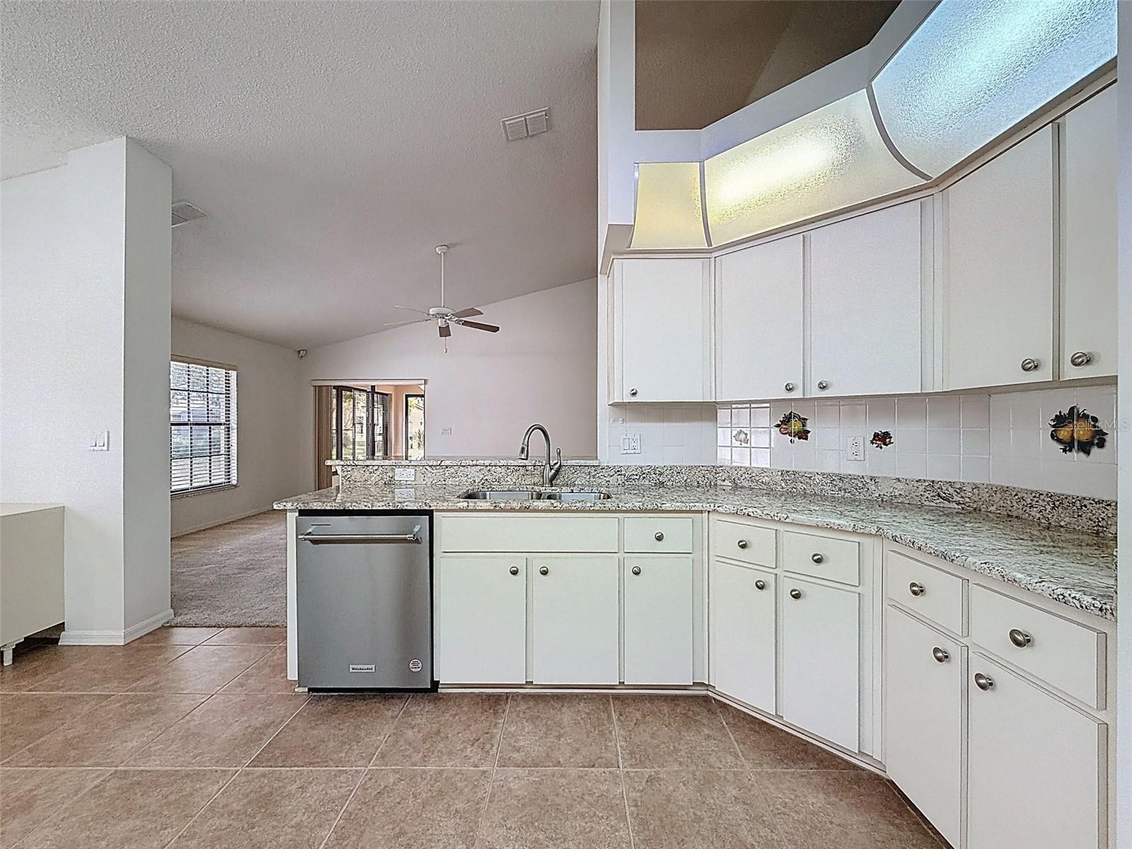 Image 15 of 39 For 13646 Schlee Court