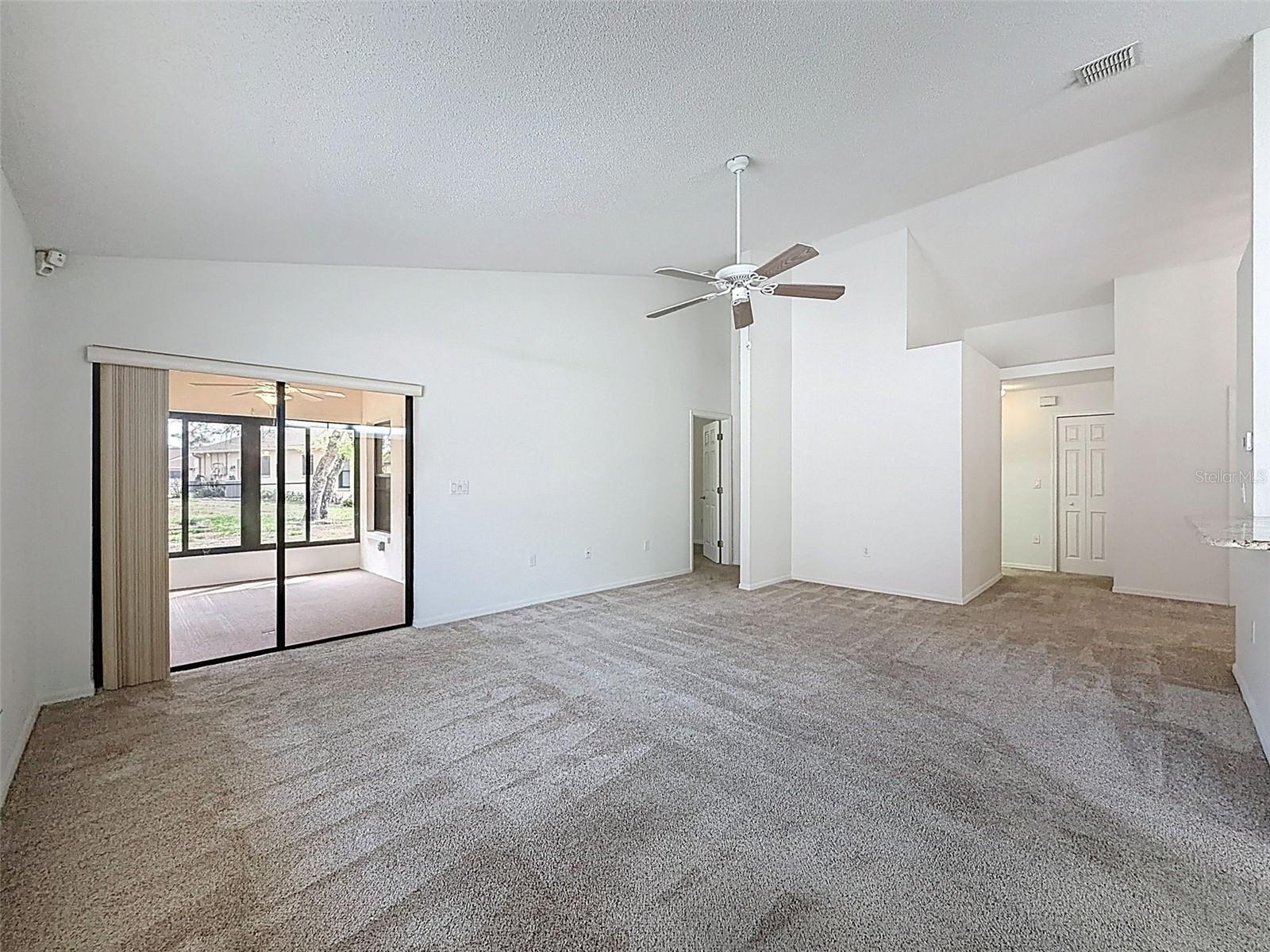 Image 17 of 39 For 13646 Schlee Court