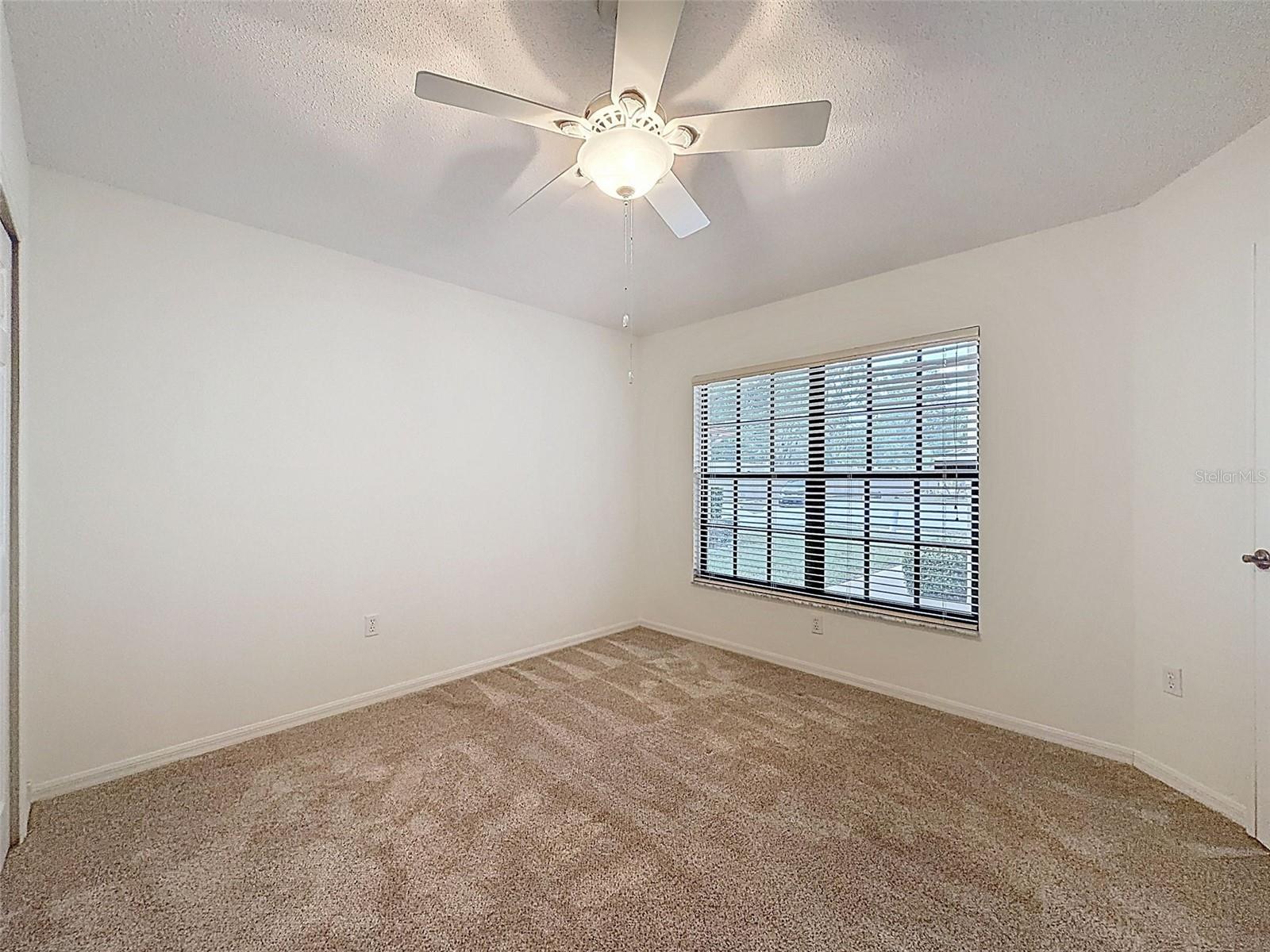 Image 27 of 39 For 13646 Schlee Court