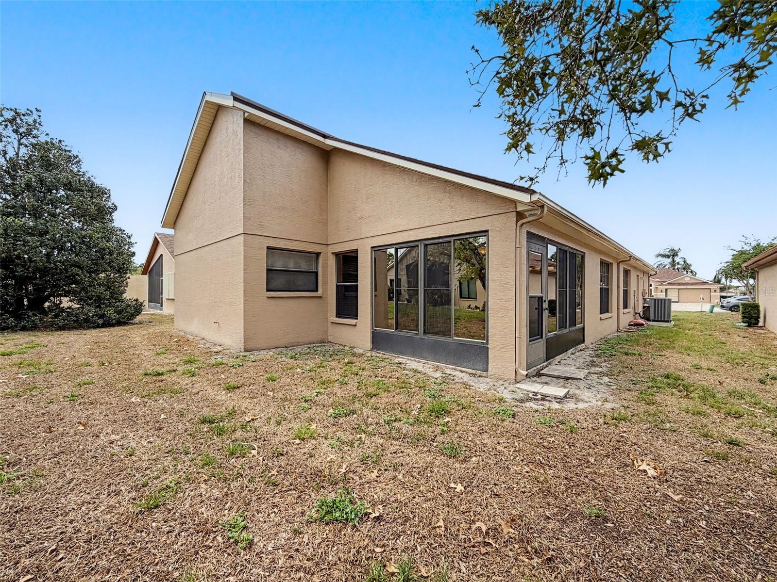 Image 31 of 39 For 13646 Schlee Court