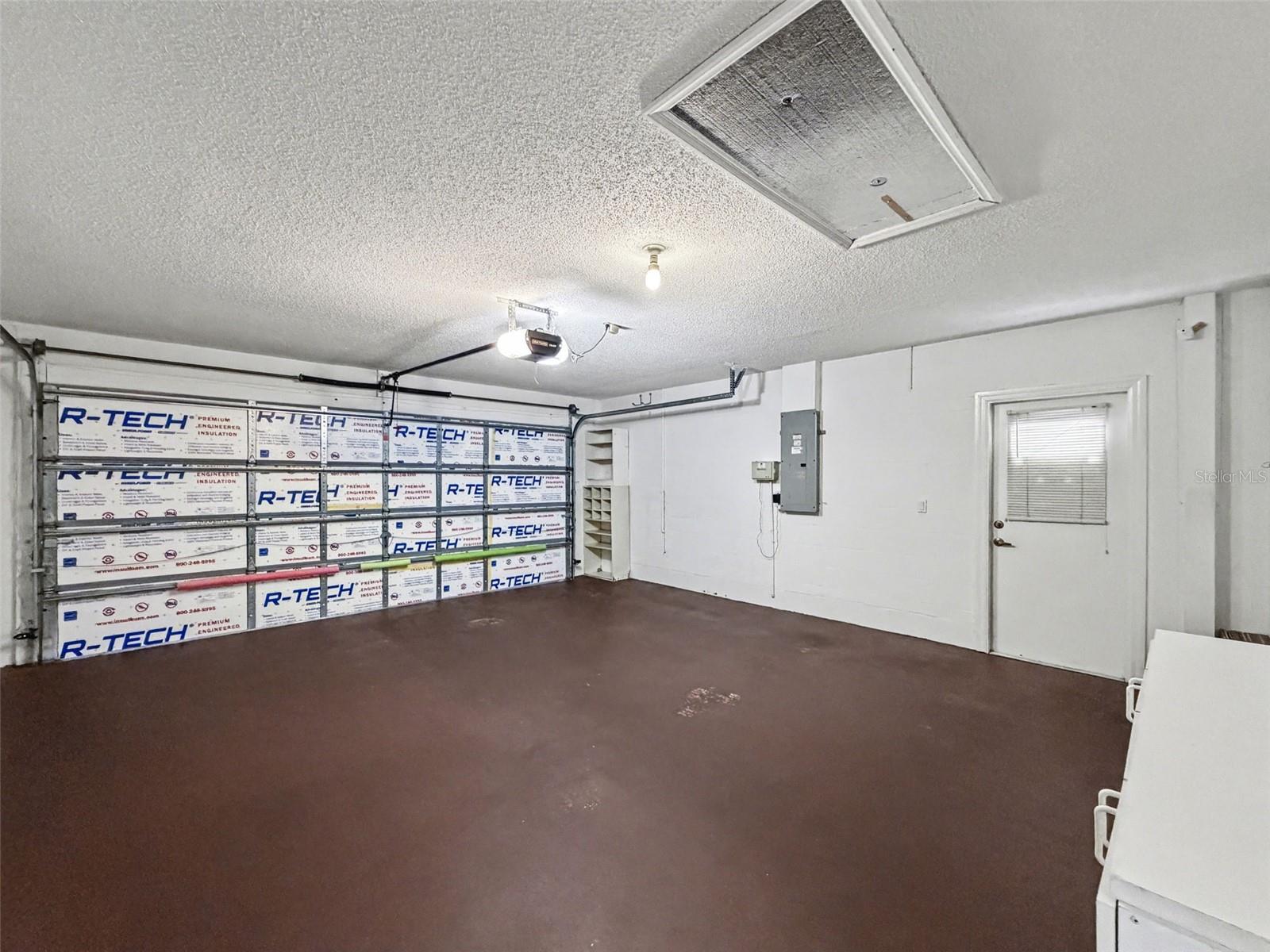 Image 32 of 39 For 13646 Schlee Court