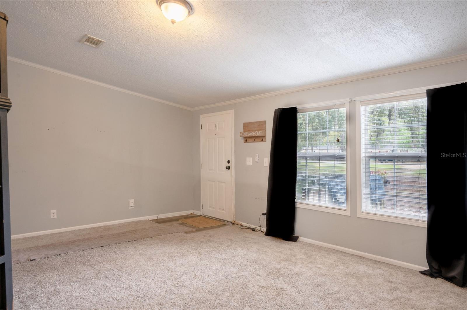 Image 11 of 38 For 7296 170th Street