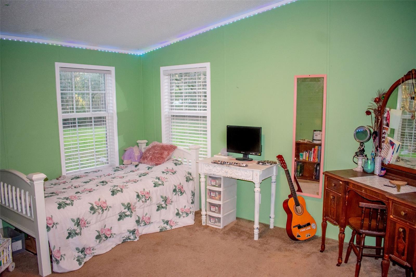 Image 23 of 38 For 7296 170th Street