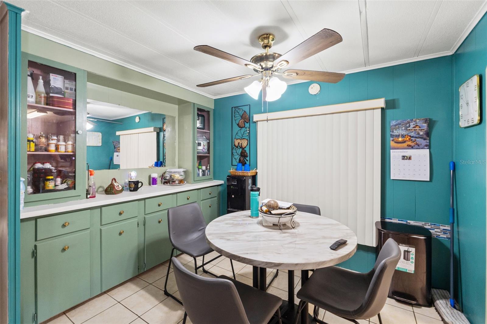 Image 13 of 23 For 8427 Highpoint Boulevard