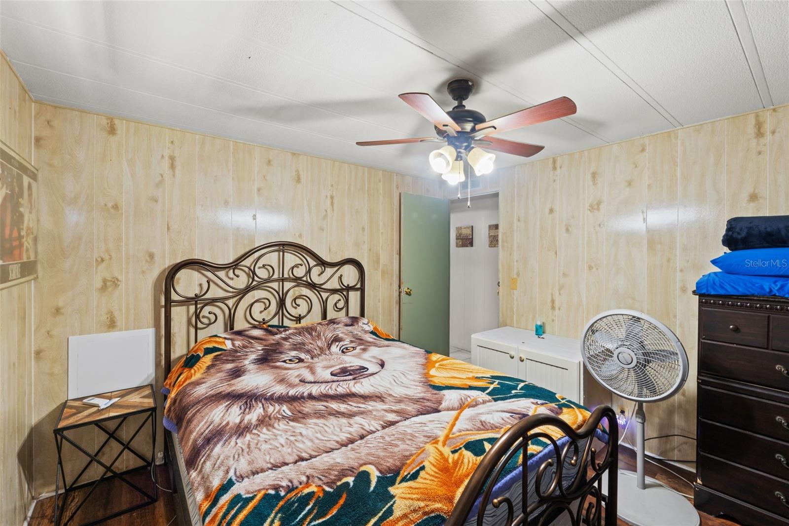 Image 14 of 23 For 8427 Highpoint Boulevard