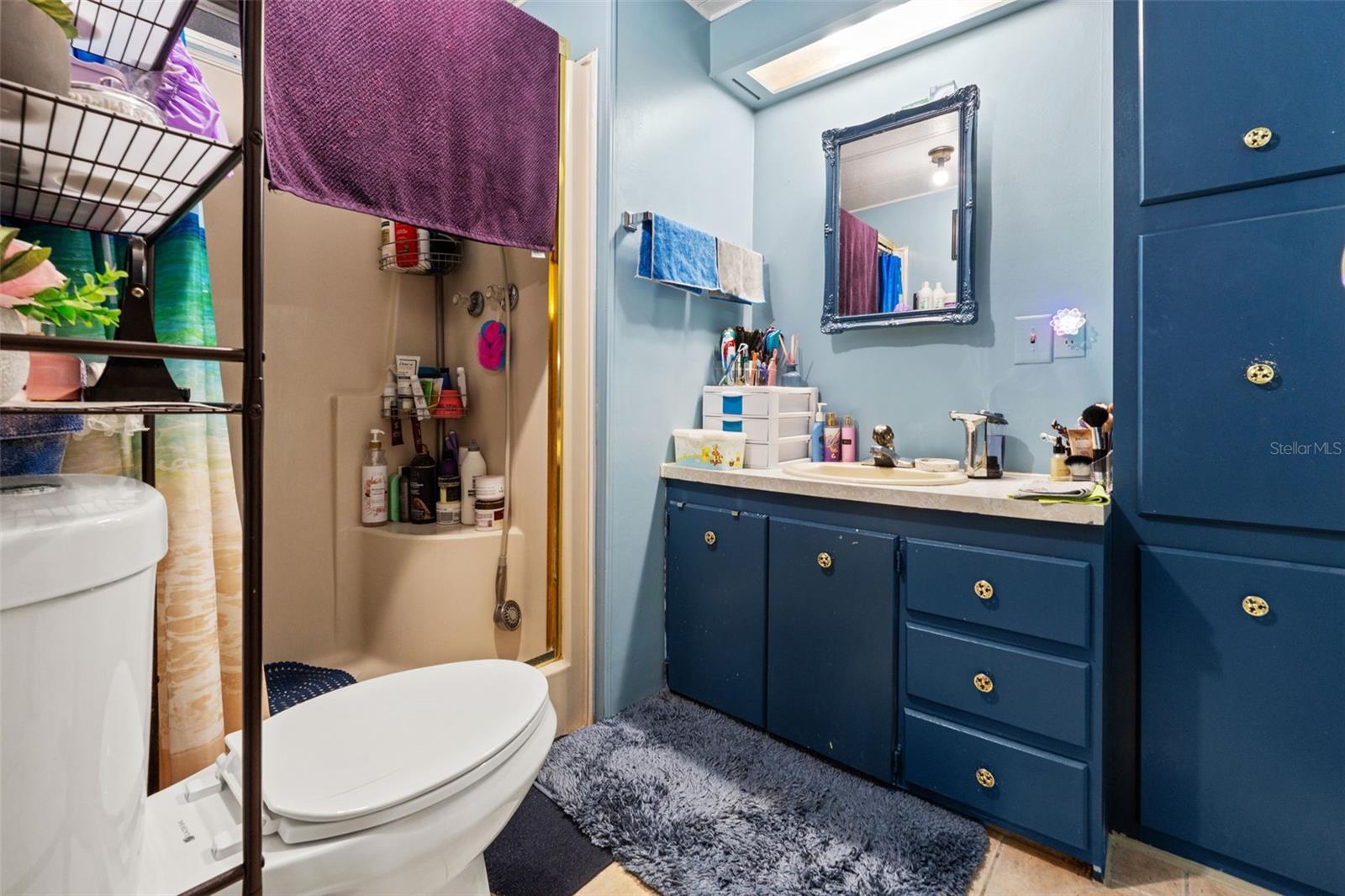 Image 16 of 23 For 8427 Highpoint Boulevard