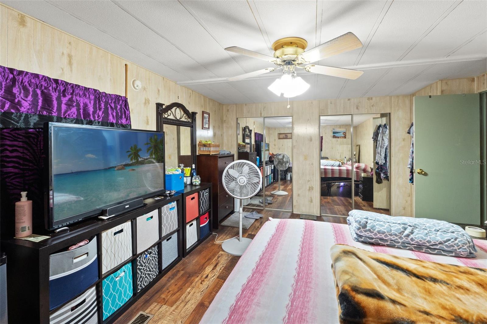 Image 17 of 23 For 8427 Highpoint Boulevard