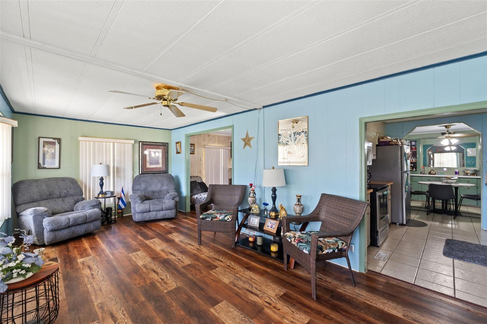 Image 7 of 23 For 8427 Highpoint Boulevard