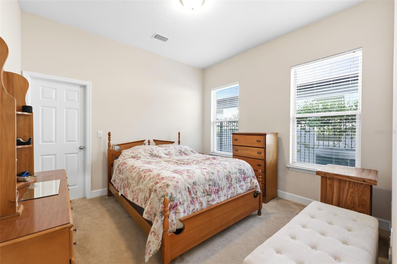 Image 14 of 75 For 4924 Butler National Drive