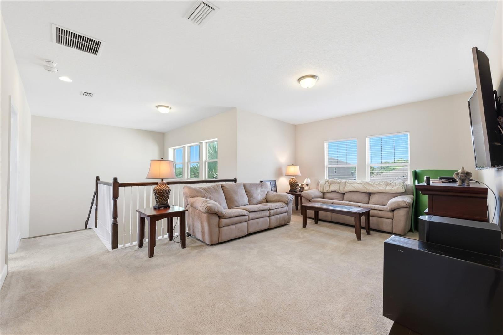 Image 18 of 75 For 4924 Butler National Drive