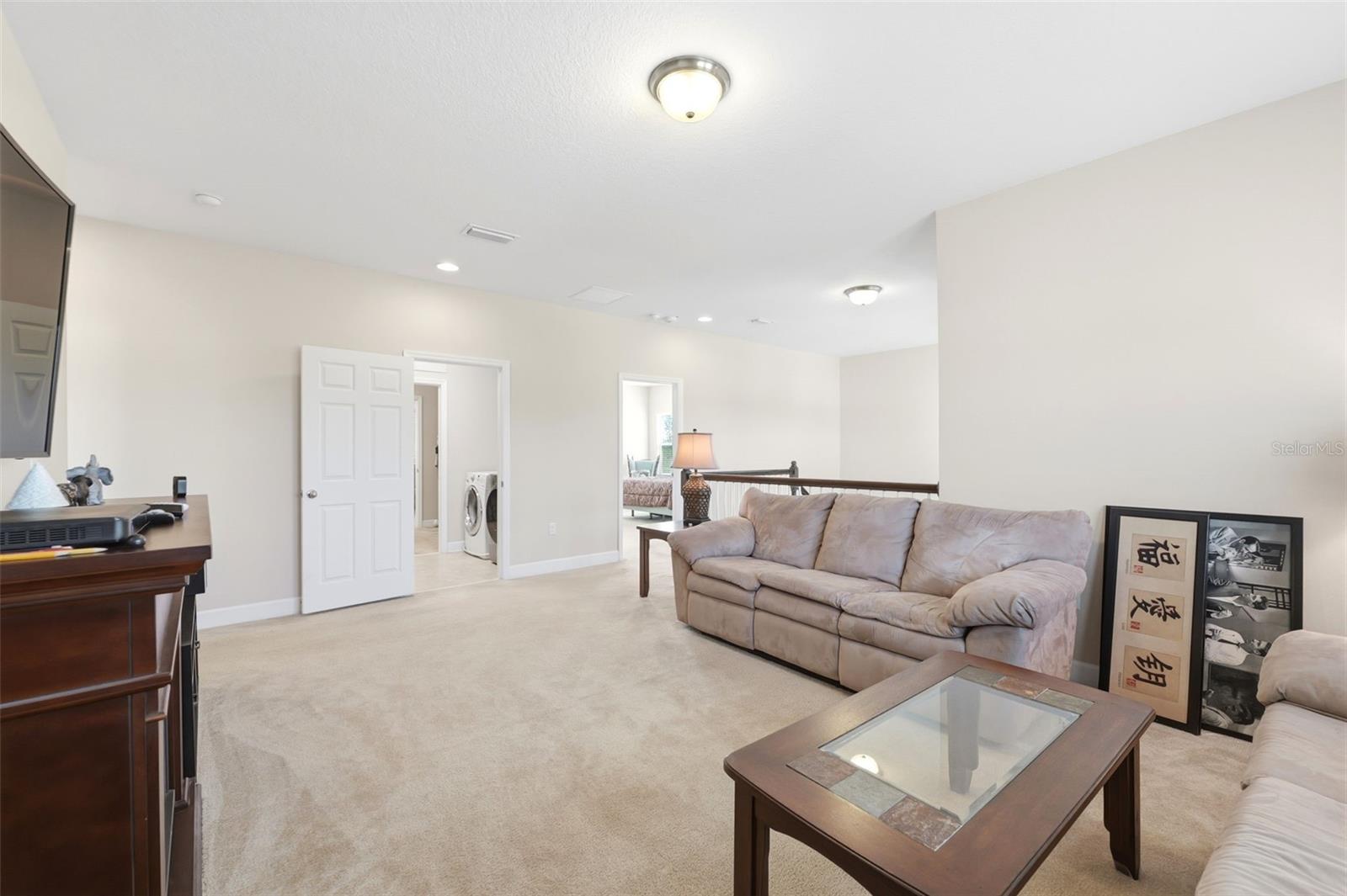 Image 19 of 75 For 4924 Butler National Drive