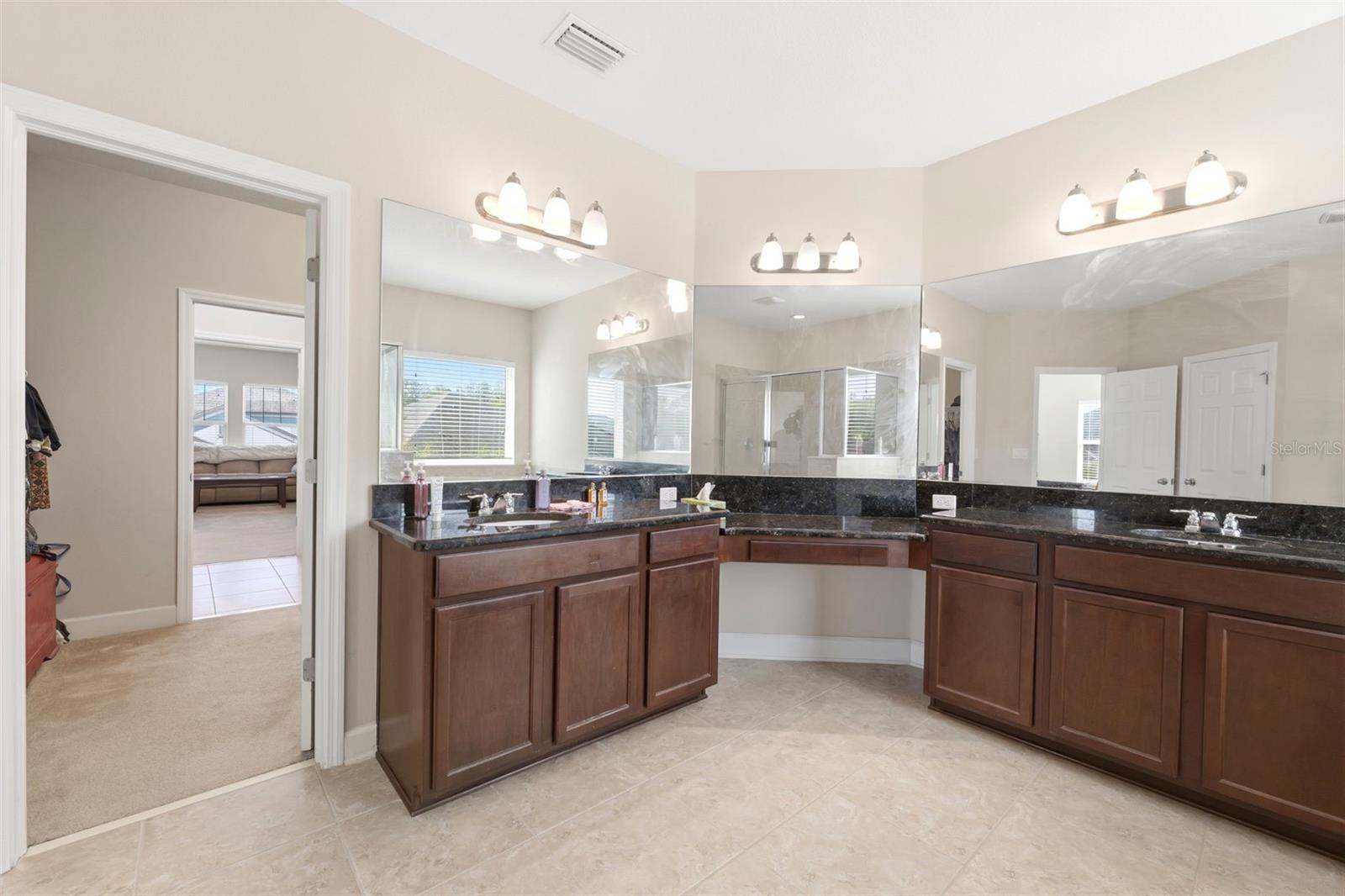 Image 24 of 75 For 4924 Butler National Drive