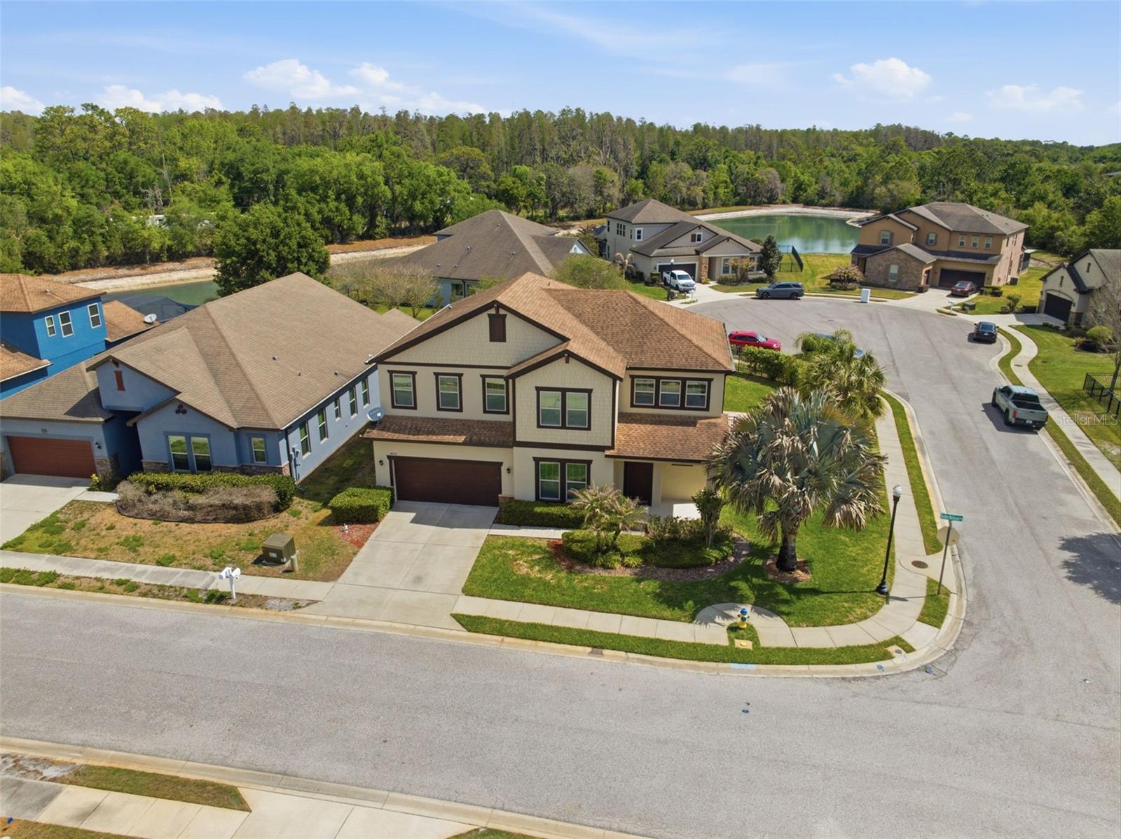 Image 45 of 75 For 4924 Butler National Drive