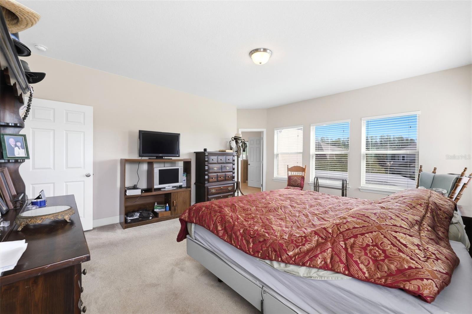 Image 60 of 75 For 4924 Butler National Drive