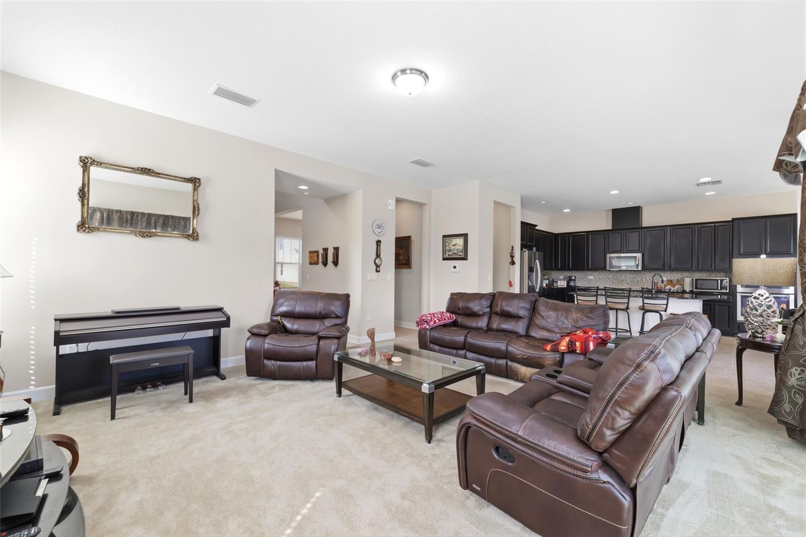 Image 8 of 75 For 4924 Butler National Drive