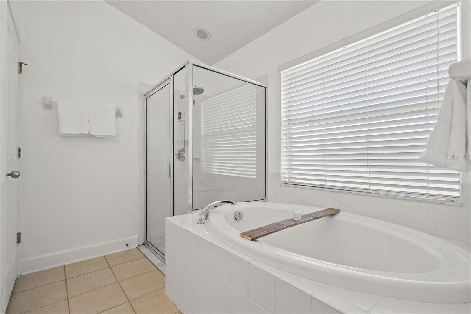 Image 22 of 46 For 9556 Southern Charm Circle