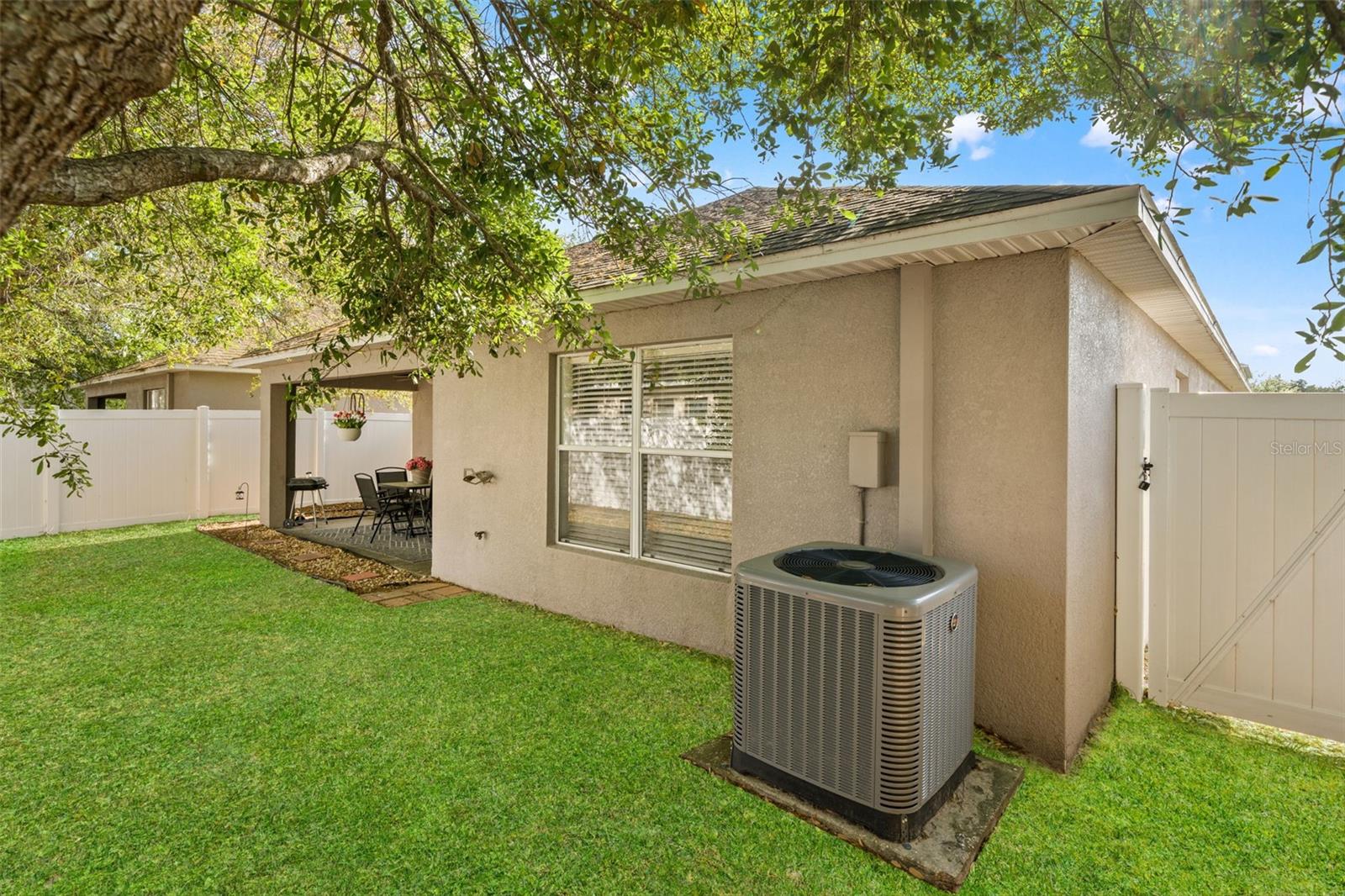 Image 33 of 46 For 9556 Southern Charm Circle