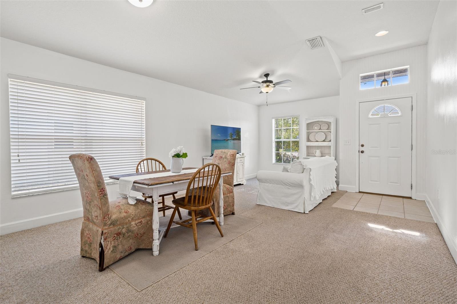 Image 4 of 46 For 9556 Southern Charm Circle