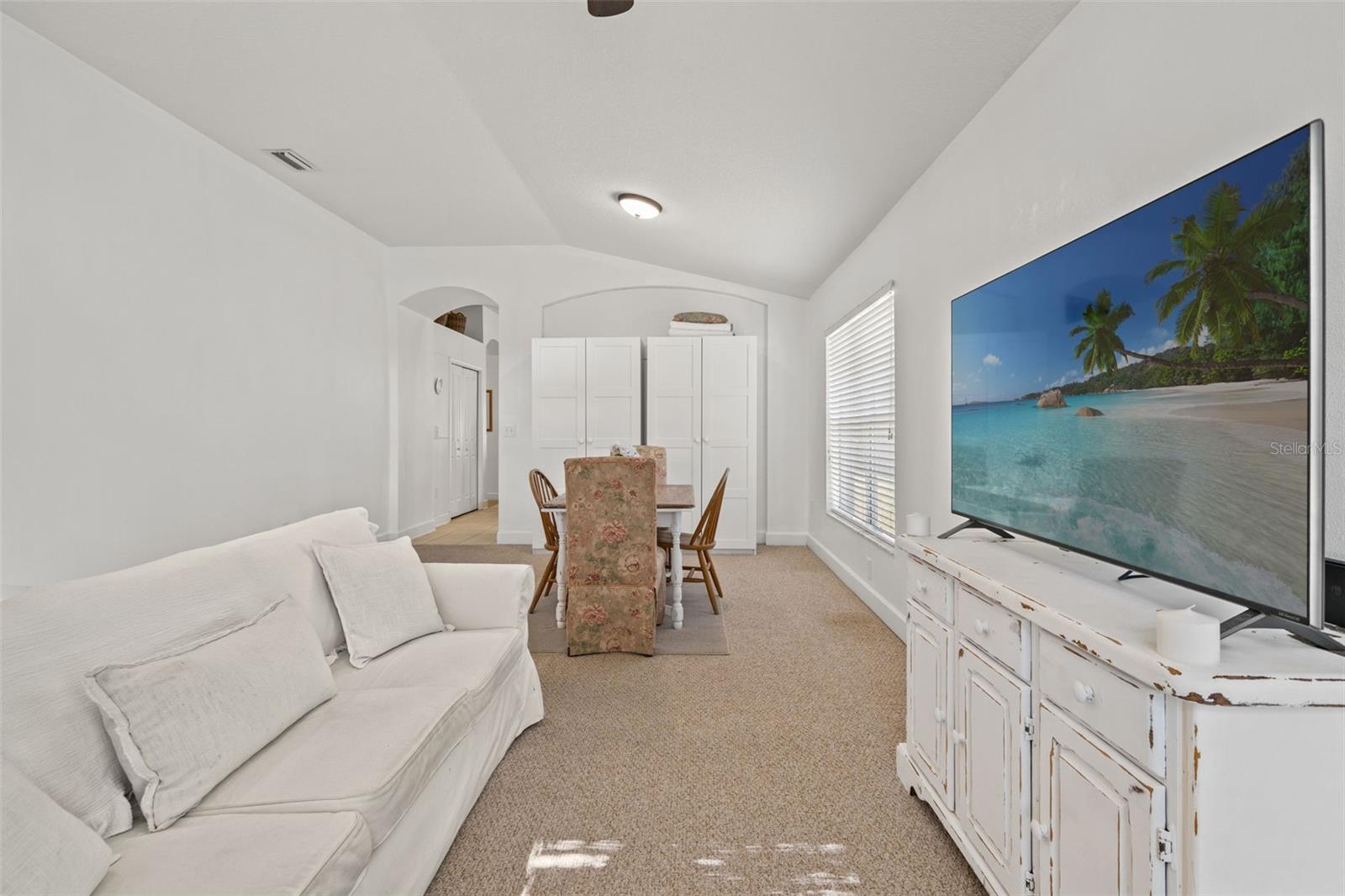 Image 5 of 46 For 9556 Southern Charm Circle