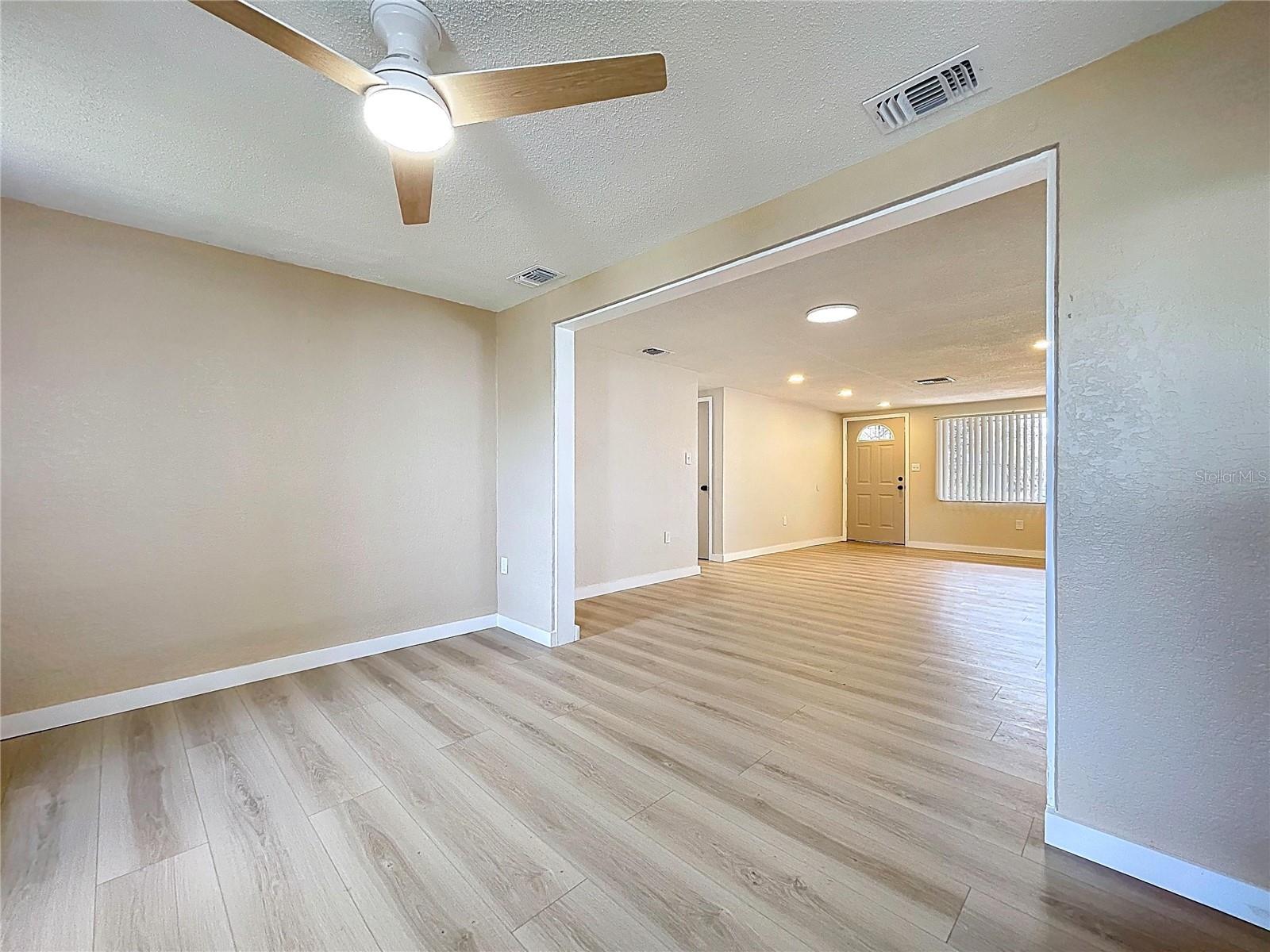 Image 19 of 44 For 3421 Supreme Drive