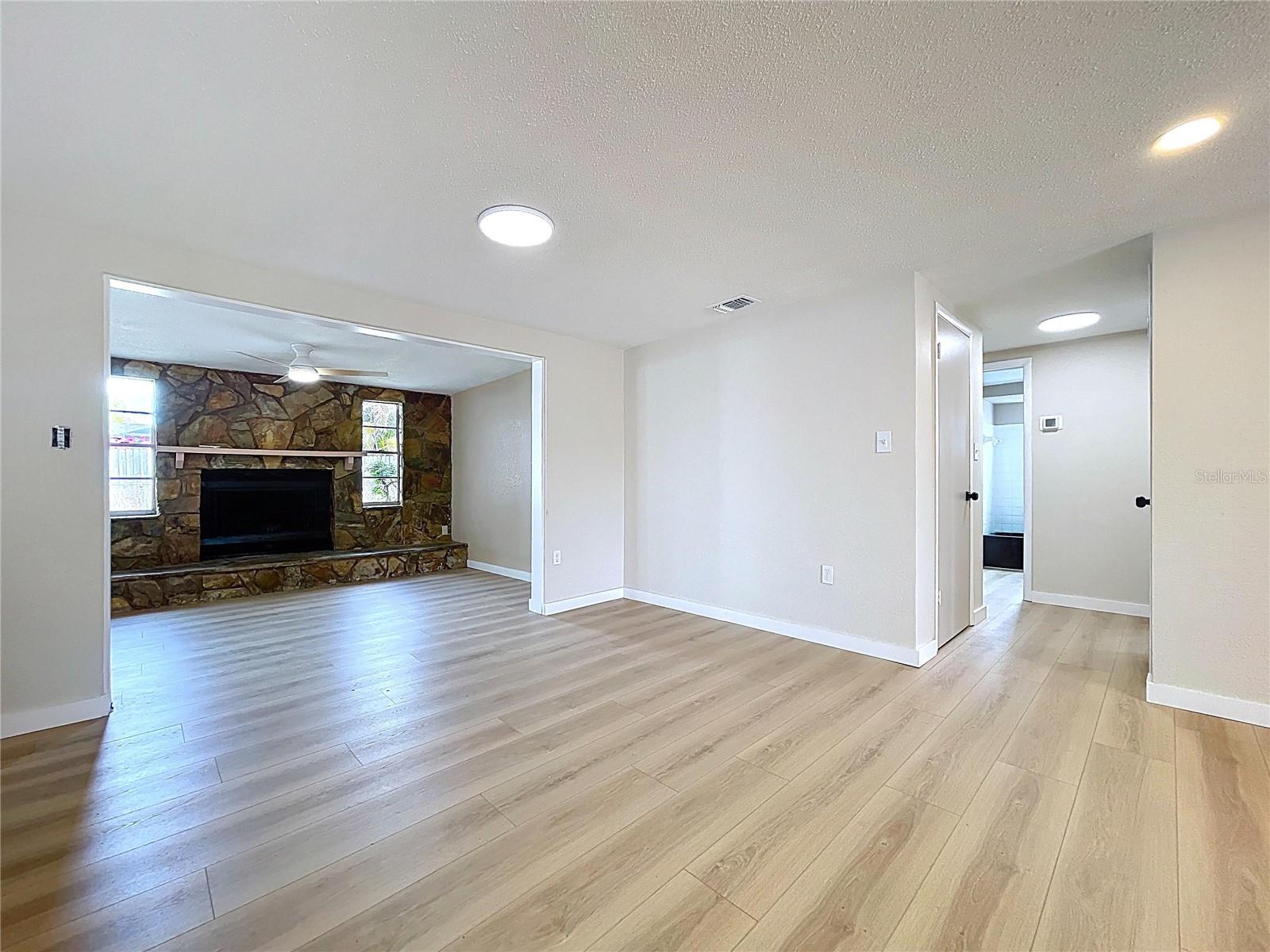 Image 20 of 44 For 3421 Supreme Drive