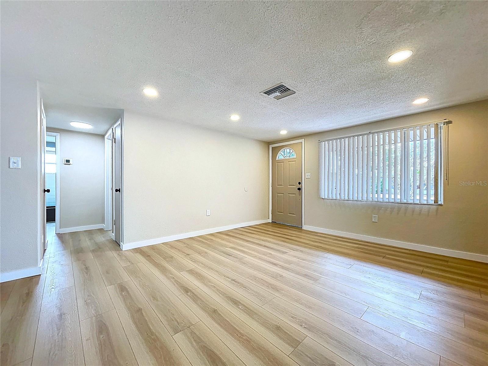 Image 9 of 44 For 3421 Supreme Drive