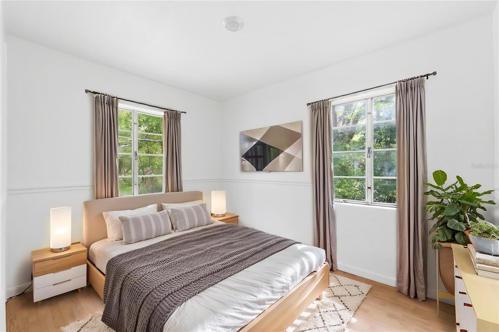 Image 10 of 49 For 27 Croom Road