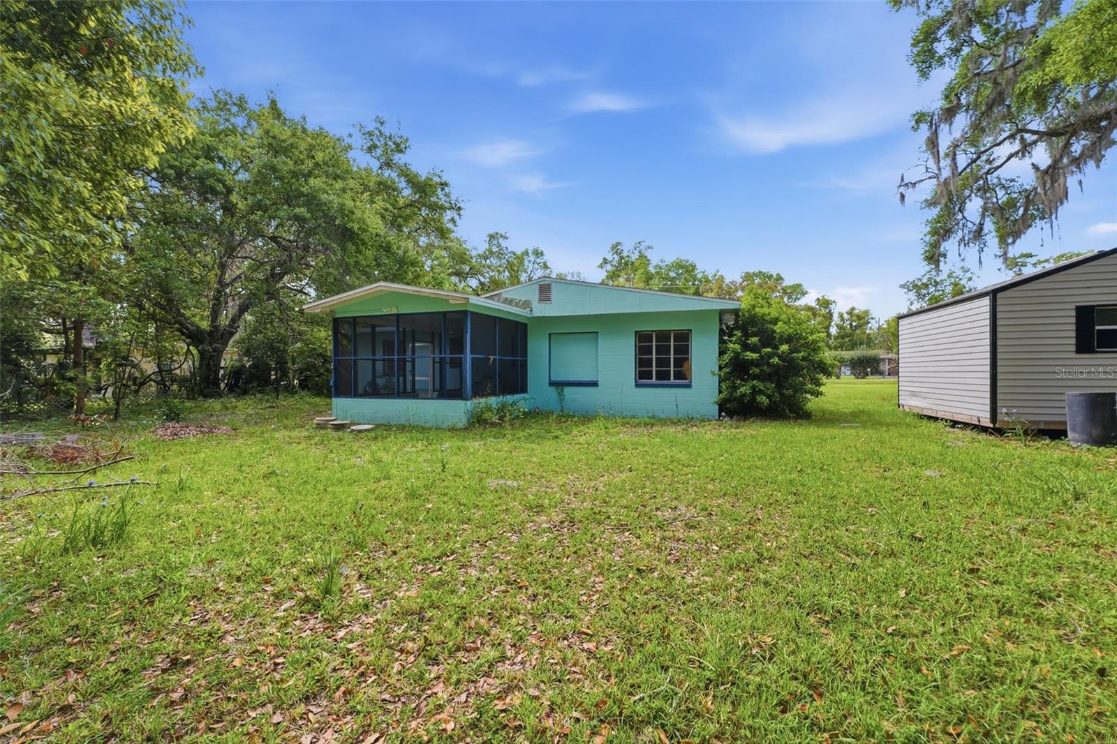 Image 23 of 49 For 27 Croom Road