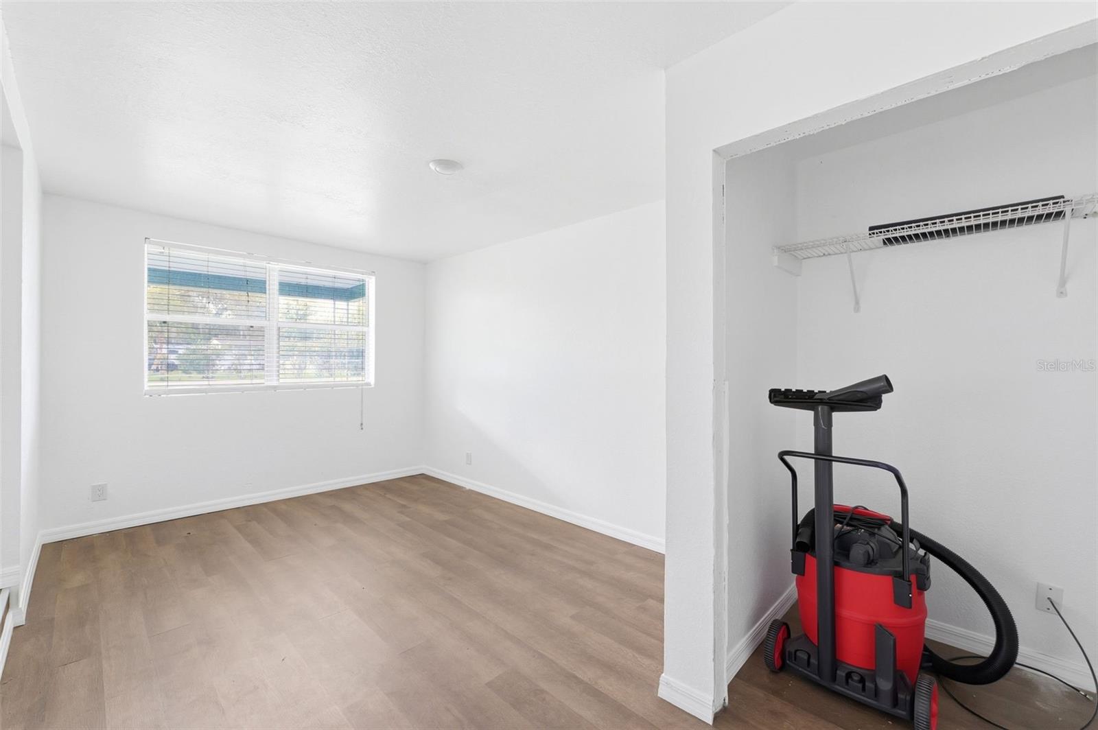 Image 35 of 49 For 27 Croom Road