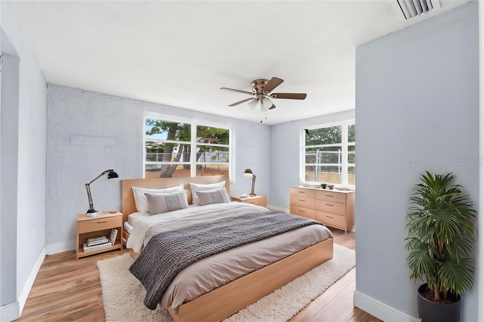 Image 16 of 38 For 9720 Rainbow Lane